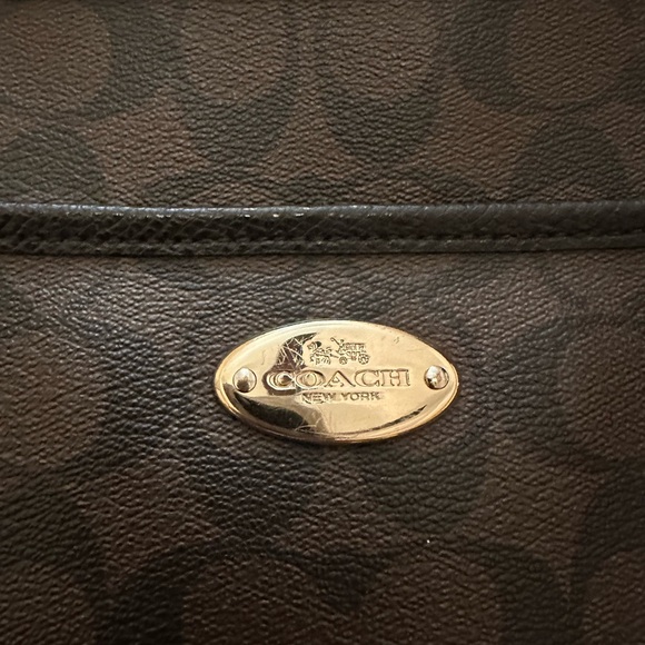 Coach Cross Body perfect condition only used a few times. - Picture 4 of 4